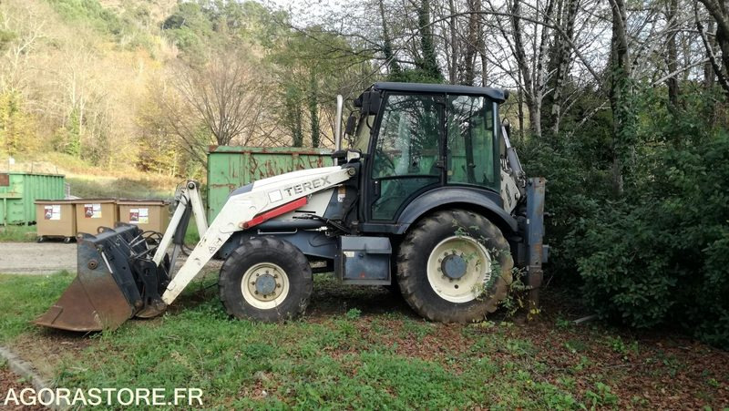 TRACTOPELLE TEREX 820 - Backhoe loader: picture 1 TRACTOPELLE TEREX 820 - Backhoe loader: picture 1