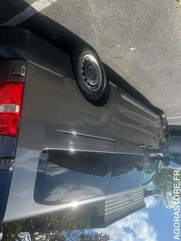 TTC / 0% TVA - MINIBUS CITROEN JUMPY SPACETOURER 1.5L BHDI - 4 portes - 2019 - Minibus, Passenger van: picture 5 TTC / 0% TVA - MINIBUS CITROEN JUMPY SPACETOURER 1.5L BHDI - 4 portes - 2019 - Minibus, Passenger van: picture 5