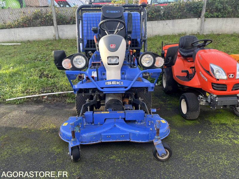 Tondeuse frontale Iseki SFH240 + bac + plateau 1.37m, 935h de 2010. - Garden mower: picture 2 Tondeuse frontale Iseki SFH240 + bac + plateau 1.37m, 935h de 2010. - Garden mower: picture 2