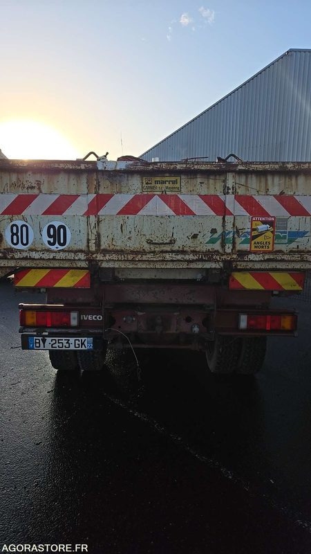 IVECO CAM - 2003 - 213734 KM - BY-253-GK - Tractor unit: picture 3 IVECO CAM - 2003 - 213734 KM - BY-253-GK - Tractor unit: picture 3