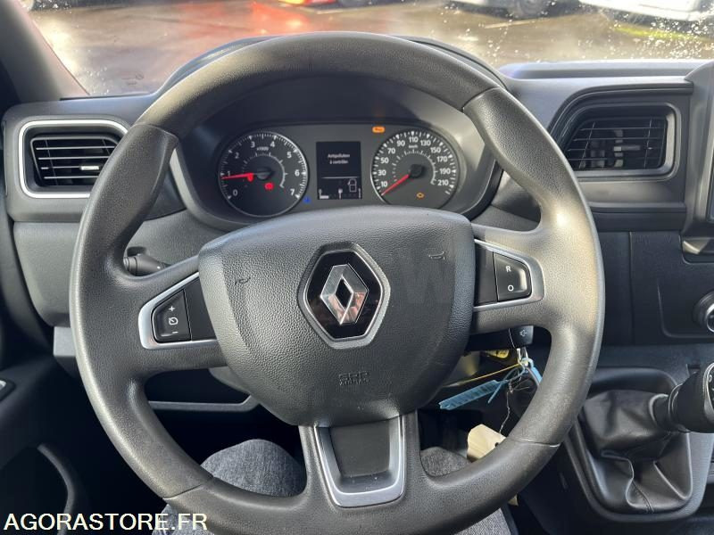 Tractor unit RENAULT MASTER - 2021 - 167 829KM: picture 8 Tractor unit RENAULT MASTER - 2021 - 167 829KM: picture 8