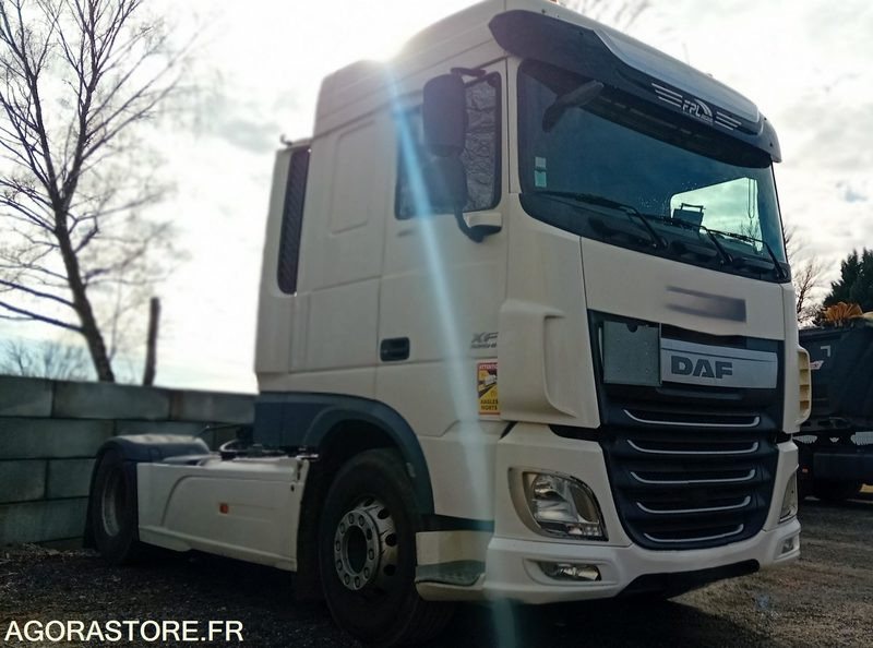 TRACTEUR DAF XF 460 - 2016 - 652 781km - pneus neufs - Tractor unit: picture 2 TRACTEUR DAF XF 460 - 2016 - 652 781km - pneus neufs - Tractor unit: picture 2