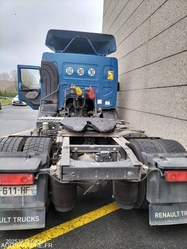 Tracteur Renault D Wide 320 - 2015 - 172832 kms (40910) - Tractor unit: picture 4 Tracteur Renault D Wide 320 - 2015 - 172832 kms (40910) - Tractor unit: picture 4