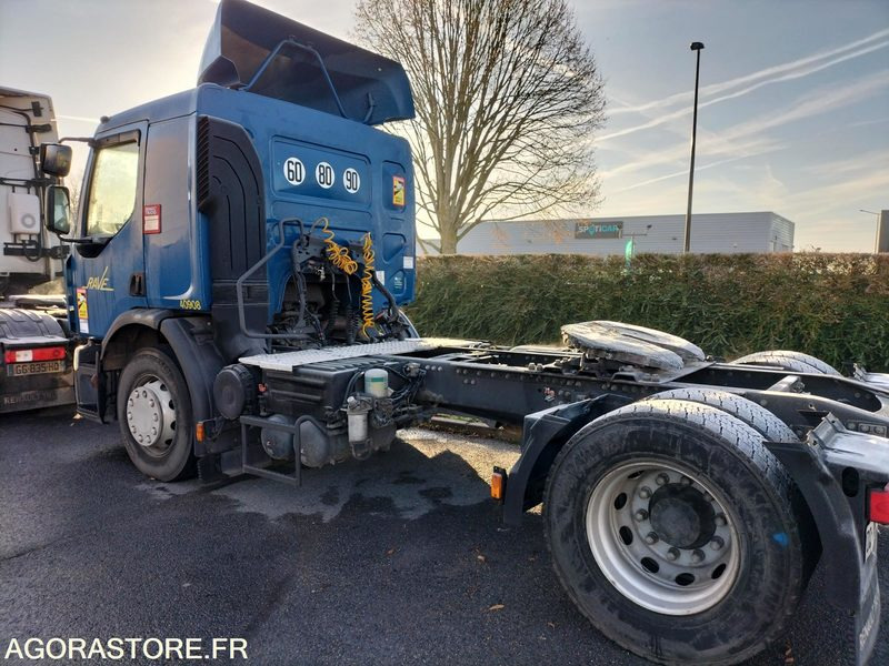 Tracteur Renault D Wide 320 - 2015 - 178413 kms (40908) - Tractor unit: picture 4 Tracteur Renault D Wide 320 - 2015 - 178413 kms (40908) - Tractor unit: picture 4