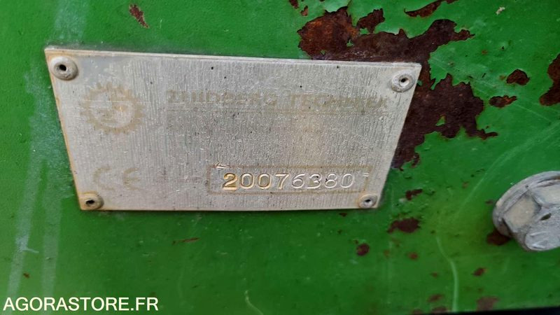 Tracteur avec chargeur - John Deere - 5550 JE - 2001 -9461ZP67 - Tractor unit: picture 4 Tracteur avec chargeur - John Deere - 5550 JE - 2001 -9461ZP67 - Tractor unit: picture 4