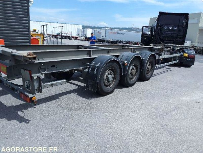 PORTE CONTAINERS 3 ESSIEUX - SAMRO - 2013 - 137358 km - Trailer: picture 1 PORTE CONTAINERS 3 ESSIEUX - SAMRO - 2013 - 137358 km - Trailer: picture 1