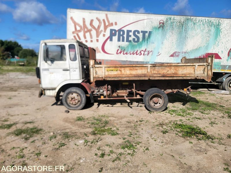 CAMION-BENNE-RENAULT-JK75-1986/181289 KM - Truck: picture 2 CAMION-BENNE-RENAULT-JK75-1986/181289 KM - Truck: picture 2