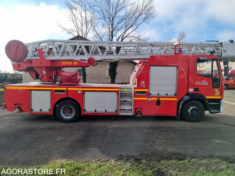 Echelle aérienne 30m - IVECO - 3115XM63 - 60757Kms - Truck: picture 3 Echelle aérienne 30m - IVECO - 3115XM63 - 60757Kms - Truck: picture 3