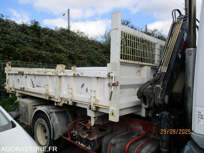 IVECO CAMION BENNE GAZOLE (PAR 4011) - 2003 - 103427kms - 7496YE25 - Truck: picture 4 IVECO CAMION BENNE GAZOLE (PAR 4011) - 2003 - 103427kms - 7496YE25 - Truck: picture 4
