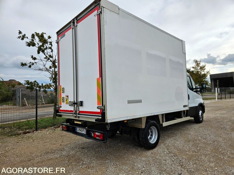 IVECO DAILY 72C21 PORTE VIANDE FRIGORIFIQUE - 2017 - 360 000KM - Truck: picture 2 IVECO DAILY 72C21 PORTE VIANDE FRIGORIFIQUE - 2017 - 360 000KM - Truck: picture 2