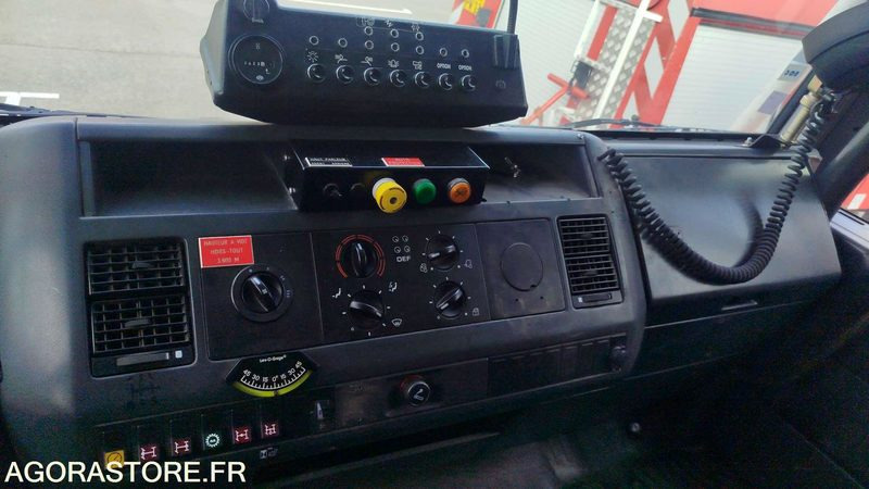 Man LE18220 - 2003 - 78356km - 1552QH11 - Truck: picture 5 Man LE18220 - 2003 - 78356km - 1552QH11 - Truck: picture 5