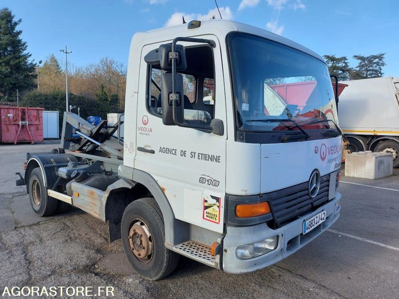 Mercedes Atego - 2004 - 293 120kms - 4683ZJ42 - Truck: picture 4 Mercedes Atego - 2004 - 293 120kms - 4683ZJ42 - Truck: picture 4