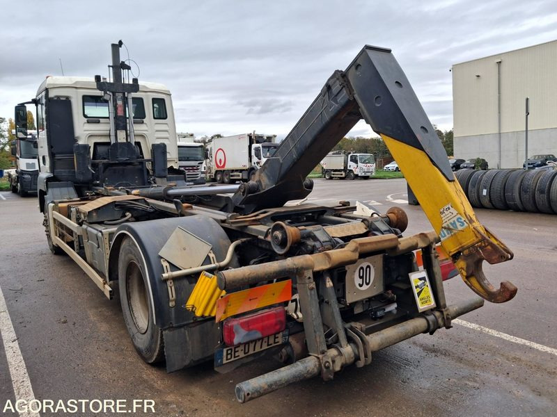 R51894 - PORTEUR MAN 19t  4x2- POLYBENNE BRAS GUIMA PALFINGER - 2010 - 519855 KM - Truck: picture 4 R51894 - PORTEUR MAN 19t  4x2- POLYBENNE BRAS GUIMA PALFINGER - 2010 - 519855 KM - Truck: picture 4