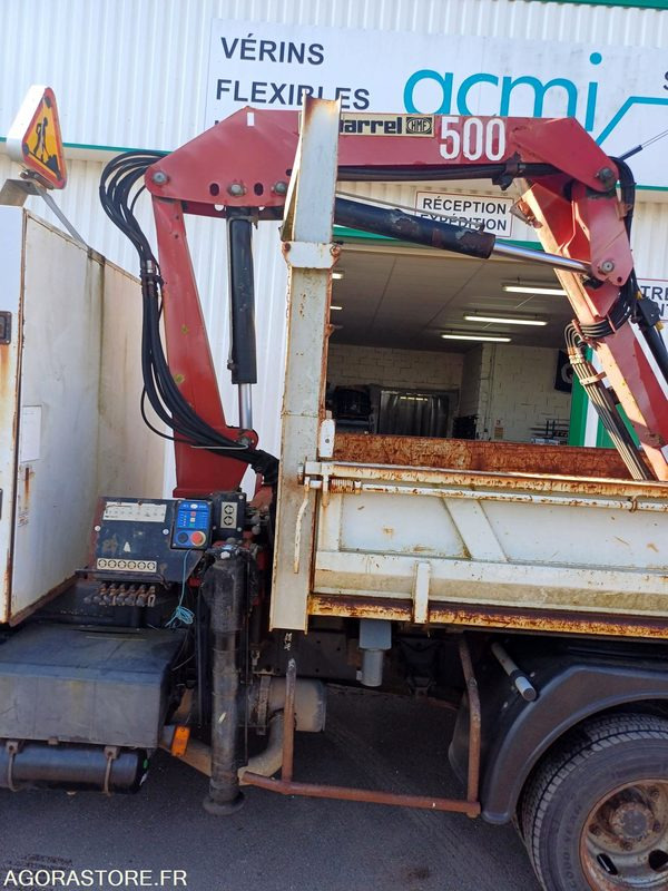 RENAULT MIDLUM 100.75 BENNE GRUE PTAC 7T5 - 2001 - 303489km - Truck: picture 4 RENAULT MIDLUM 100.75 BENNE GRUE PTAC 7T5 - 2001 - 303489km - Truck: picture 4