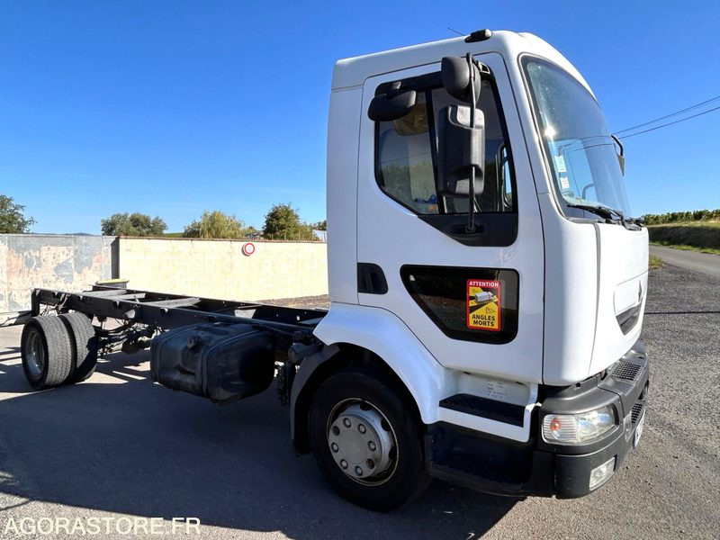 RENAULT MIDLUM 220 (6 Cylindres) - Truck: picture 1 RENAULT MIDLUM 220 (6 Cylindres) - Truck: picture 1