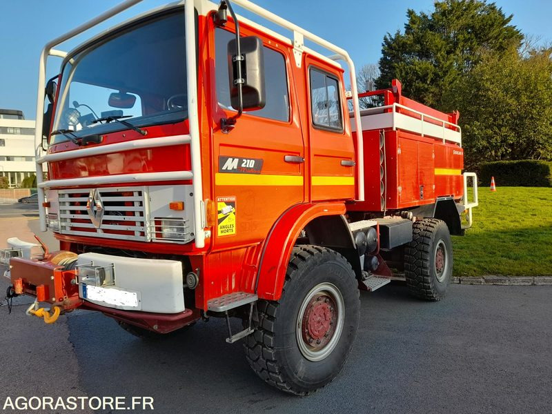 Renault Midliner M210 / GICAR (MECA 557) - Truck: picture 2 Renault Midliner M210 / GICAR (MECA 557) - Truck: picture 2