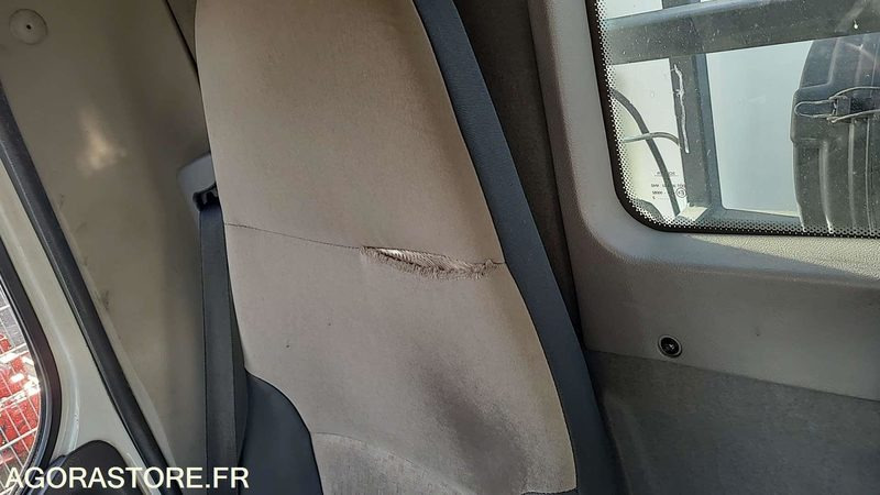 Renault Midlum 200 - 2012 - 149256kms - CH200MM - Truck: picture 5 Renault Midlum 200 - 2012 - 149256kms - CH200MM - Truck: picture 5