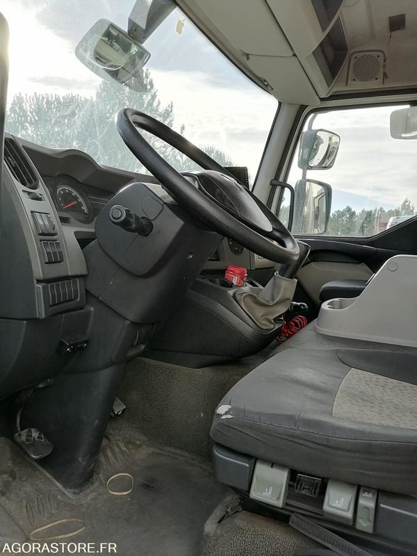Renault Midlum - 2014 - 314200 Kms - Truck: picture 4 Renault Midlum - 2014 - 314200 Kms - Truck: picture 4