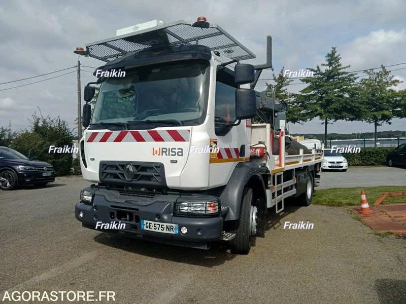 Renault Trucks D14 Foreuse Hydraulique RISA G2T - 2022 - 15860 Kms - Truck: picture 2 Renault Trucks D14 Foreuse Hydraulique RISA G2T - 2022 - 15860 Kms - Truck: picture 2