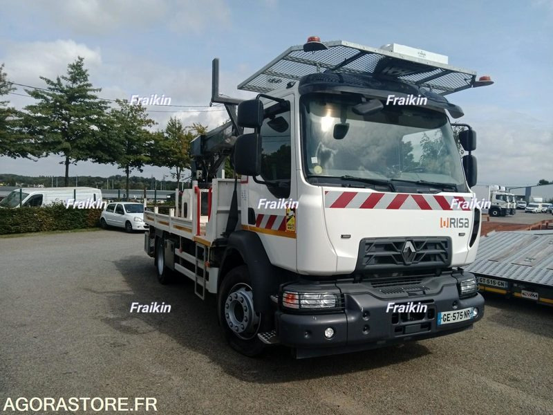 Renault Trucks D14 Foreuse Hydraulique RISA G2T - 2022 - 15860 Kms - Truck: picture 1 Renault Trucks D14 Foreuse Hydraulique RISA G2T - 2022 - 15860 Kms - Truck: picture 1