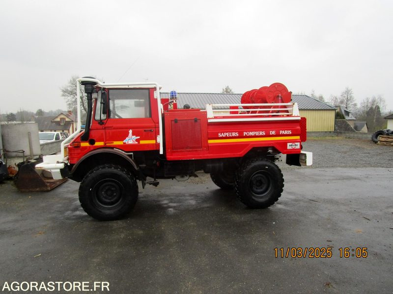 UNIMOG CCF - 1995 - 50 380km - TRES BON ETAT - Pneus état neuf - Truck: picture 3 UNIMOG CCF - 1995 - 50 380km - TRES BON ETAT - Pneus état neuf - Truck: picture 3