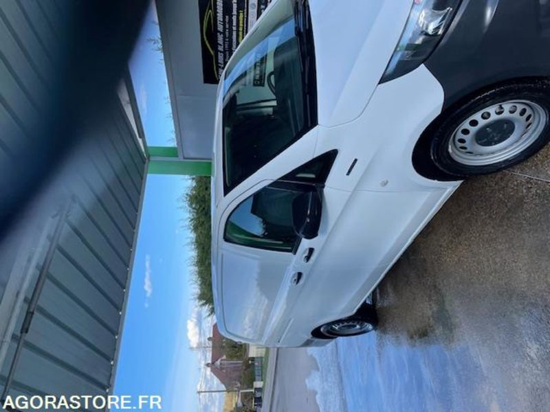 Vito Electrique casi neuf 4900 kms - Panel van: picture 5 Vito Electrique casi neuf 4900 kms - Panel van: picture 5