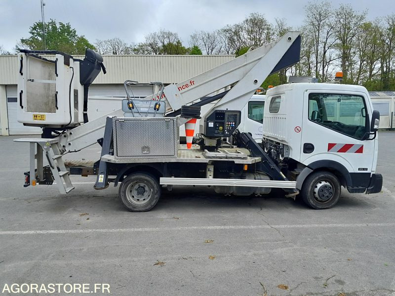 Camion Nacelle nissan cabstar moins de 3.5 t nacelle time france - Truck mounted aerial platform: picture 1 Camion Nacelle nissan cabstar moins de 3.5 t nacelle time france - Truck mounted aerial platform: picture 1