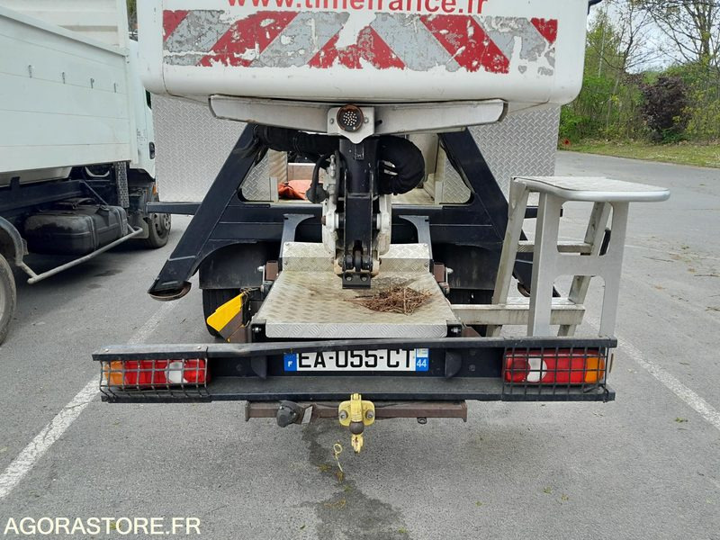 Camion Nacelle nissan cabstar moins de 3.5 t nacelle time france - Truck mounted aerial platform: picture 2 Camion Nacelle nissan cabstar moins de 3.5 t nacelle time france - Truck mounted aerial platform: picture 2
