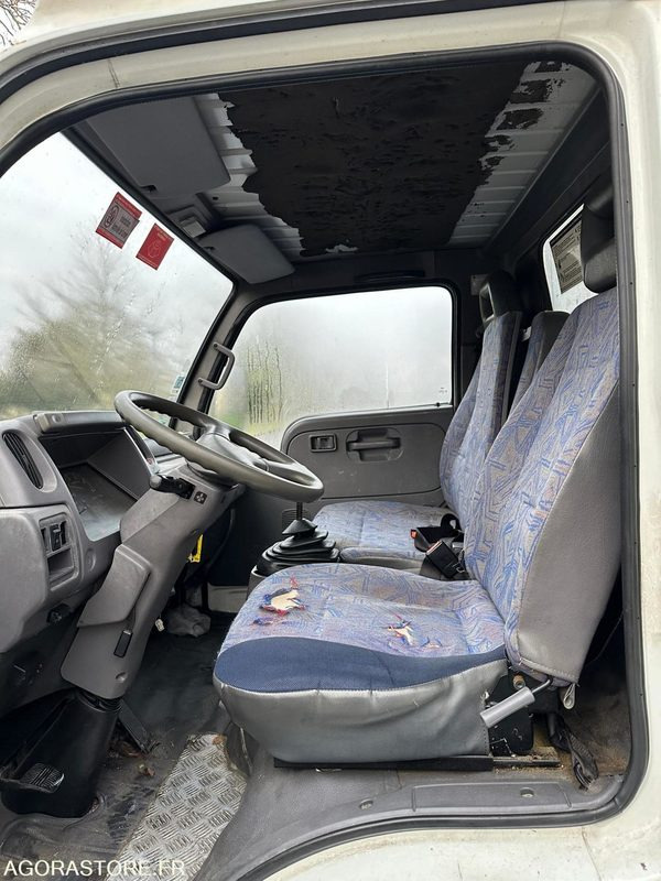 Nissan cabstar - Box truck: picture 5 Nissan cabstar - Box truck: picture 5