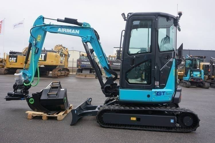 Airman AX 33 U - Mini excavator: picture 2 Airman AX 33 U - Mini excavator: picture 2