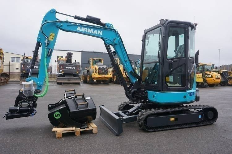 Airman AX 33 U - Mini excavator: picture 1 Airman AX 33 U - Mini excavator: picture 1
