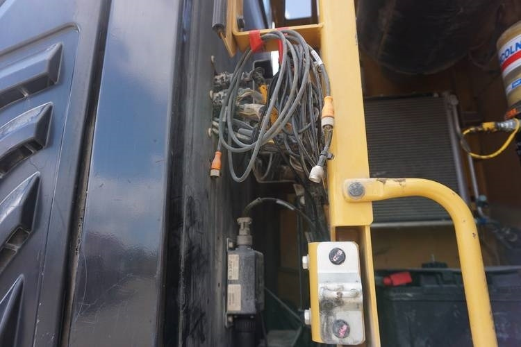 CAT 329 EL  leasing CAT 329 EL: picture 11