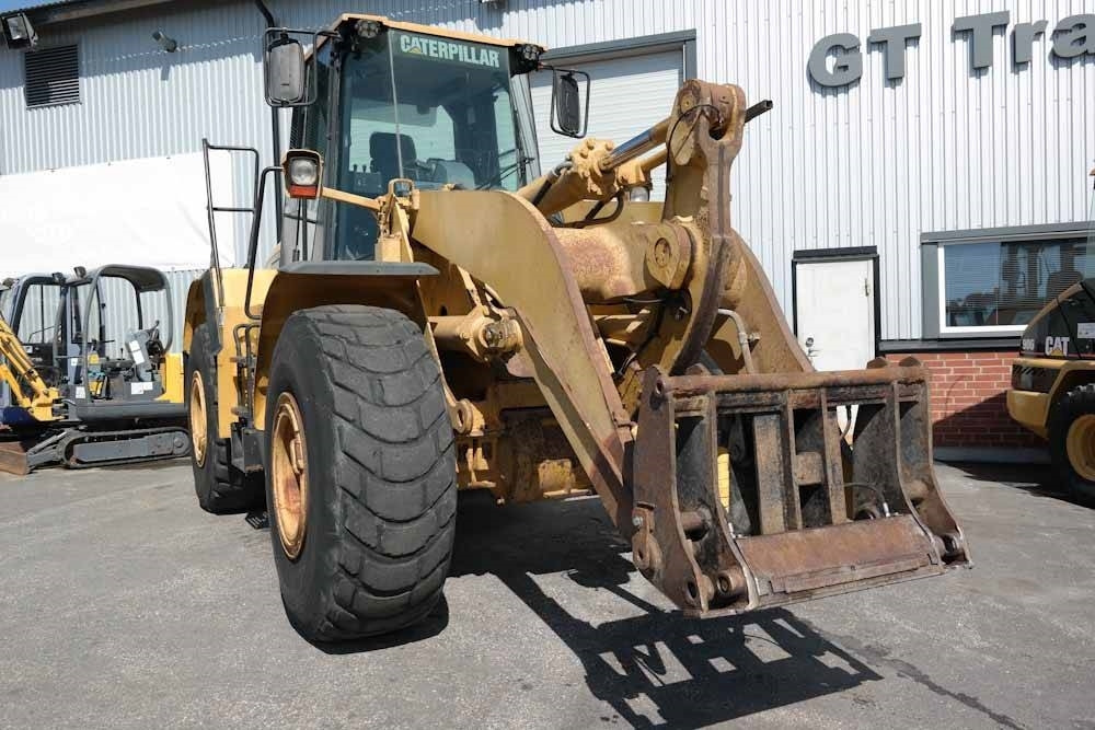 Wheel loader CAT 962G: picture 16