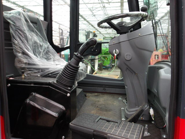 Diversen TW-3 Blanche TW-3 - Rough terrain forklift: picture 5 Diversen TW-3 Blanche TW-3 - Rough terrain forklift: picture 5