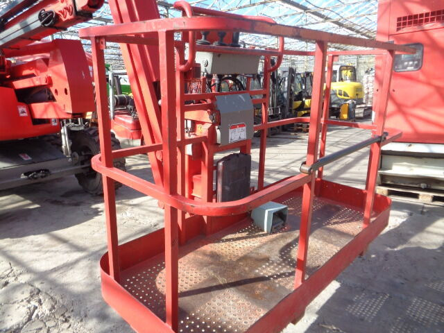 Haulotte HA16PX 4WD - Articulated boom: picture 3 Haulotte HA16PX 4WD - Articulated boom: picture 3