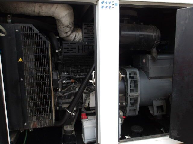 Generator set SDMO R135: picture 14 Generator set SDMO R135: picture 14