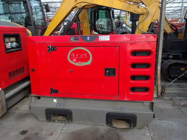 SDMO R20 - Generator set: picture 1 SDMO R20 - Generator set: picture 1