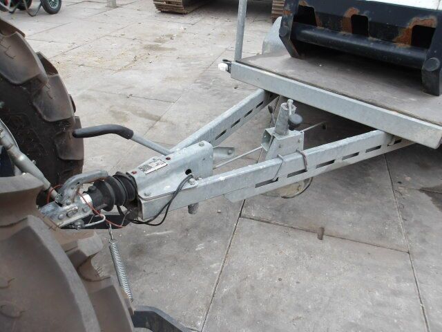 SDMO R33 leasing SDMO R33: picture 13 SDMO R33 leasing SDMO R33: picture 13