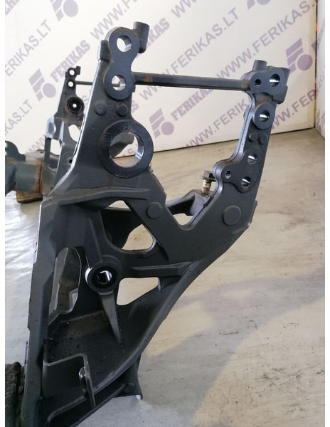 DAF XF106 - Bumper: picture 3 DAF XF106 - Bumper: picture 3