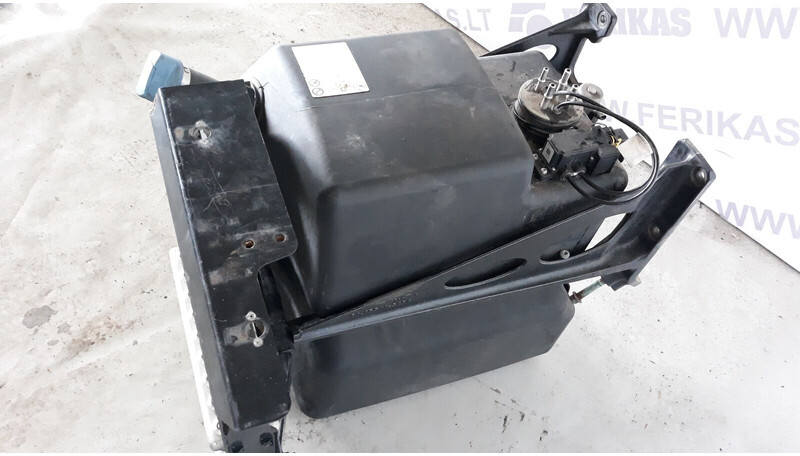 MAN complete with brackets - Muffler/ Exhaust system for Truck: picture 4 MAN complete with brackets - Muffler/ Exhaust system for Truck: picture 4