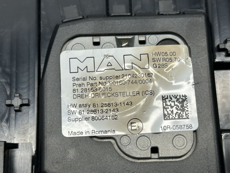 MAN multimedia switch, control module - Dashboard for Truck: picture 3 MAN multimedia switch, control module - Dashboard for Truck: picture 3
