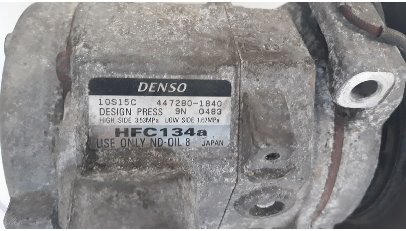 Mercedes-Benz Actros MP4 - AC compressor for Truck: picture 3 Mercedes-Benz Actros MP4 - AC compressor for Truck: picture 3