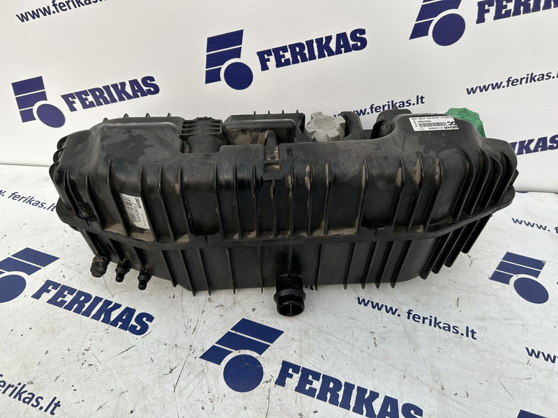Mercedes-Benz expansion tank - Expansion tank for Truck: picture 2 Mercedes-Benz expansion tank - Expansion tank for Truck: picture 2