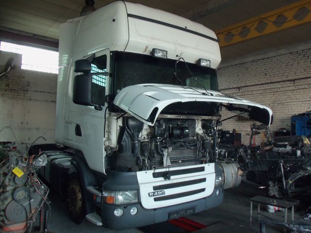 Scania Cabs for sale, Highline, Topline few units, different colors, "W - Cab and interior for Truck: picture 1 Scania Cabs for sale, Highline, Topline few units, different colors, "W - Cab and interior for Truck: picture 1