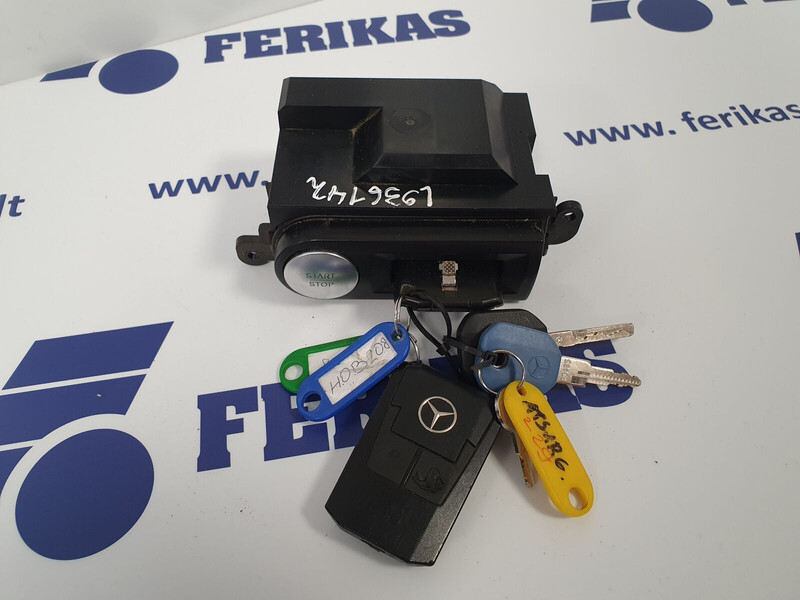 Mercedes-Benz ignition lock with keys - Spare parts for Truck: picture 1 Mercedes-Benz ignition lock with keys - Spare parts for Truck: picture 1