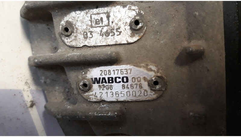 Volvo gearbox control unit - ECU for Truck: picture 4 Volvo gearbox control unit - ECU for Truck: picture 4