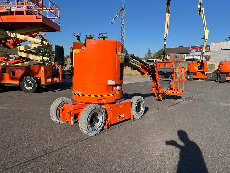 JLG E300 AJP elektro 11m (1791) - Articulated boom: picture 2 JLG E300 AJP elektro 11m (1791) - Articulated boom: picture 2
