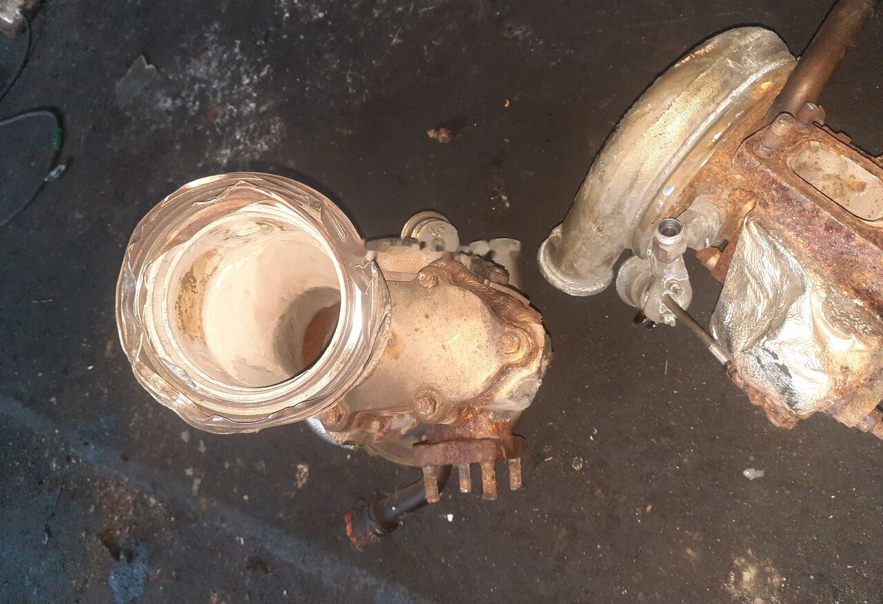 BorgWarner man - Turbo for Bus: picture 2 BorgWarner man - Turbo for Bus: picture 2