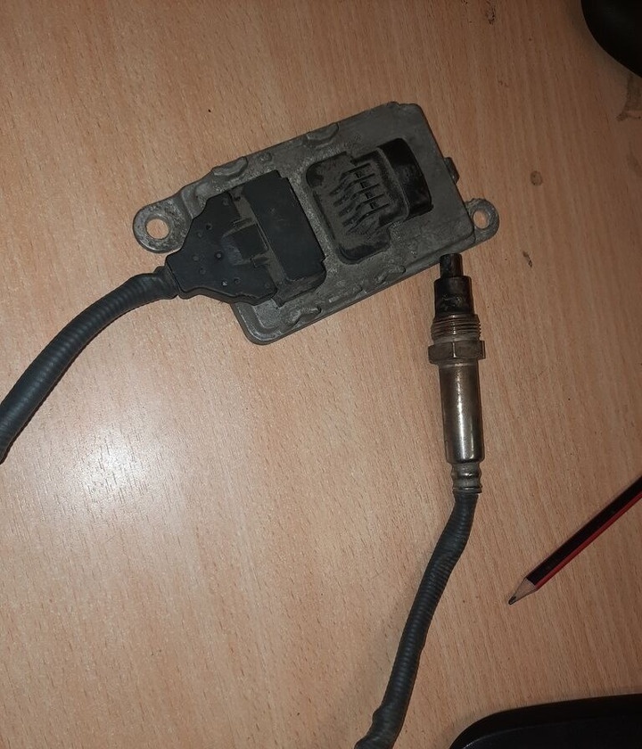 MAN Datchik NOX MAN - Muffler/ Exhaust system for Bus: picture 3 MAN Datchik NOX MAN - Muffler/ Exhaust system for Bus: picture 3