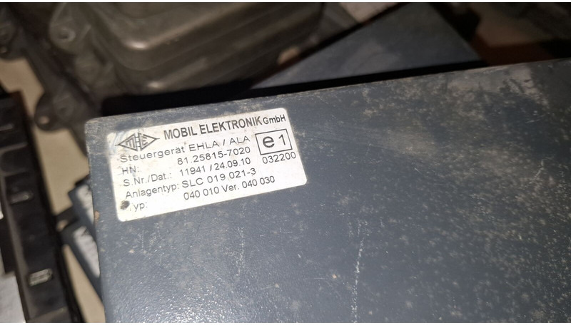 MAN VDO 412.409/007/002. 412.413.009\008 . 412.413.005.003 - ECU: picture 3 MAN VDO 412.409/007/002. 412.413.009\008 . 412.413.005.003 - ECU: picture 3